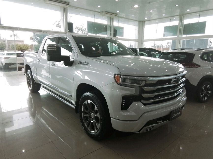 SILVERADO 5.3 V8 GASOLINA 1500 HIGH COUNTRY 4X4 AU