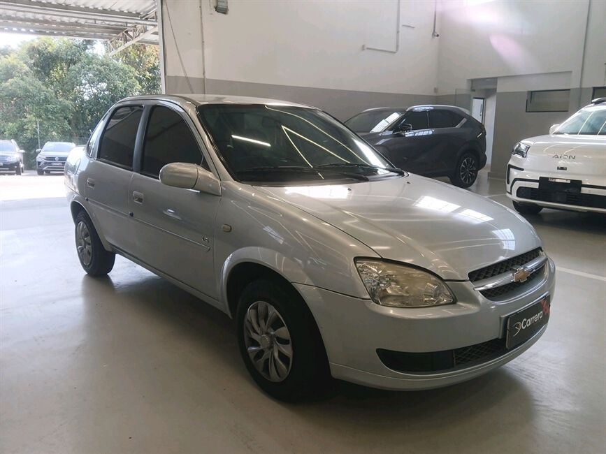 CLASSIC 1.0 MPFI LS 8V FLEX 4P MANUAL