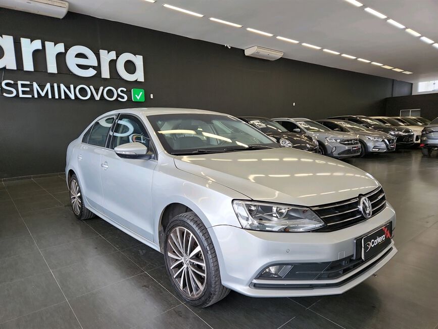 JETTA 2.0 TSI HIGHLINE 211CV GASOLINA 4P TIPTRONIC
