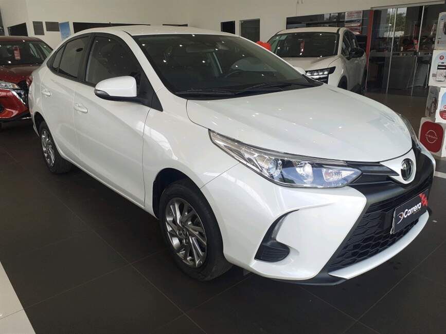 YARIS 1.5 16V FLEX SEDAN XS CONNECT MULTIDRIVE