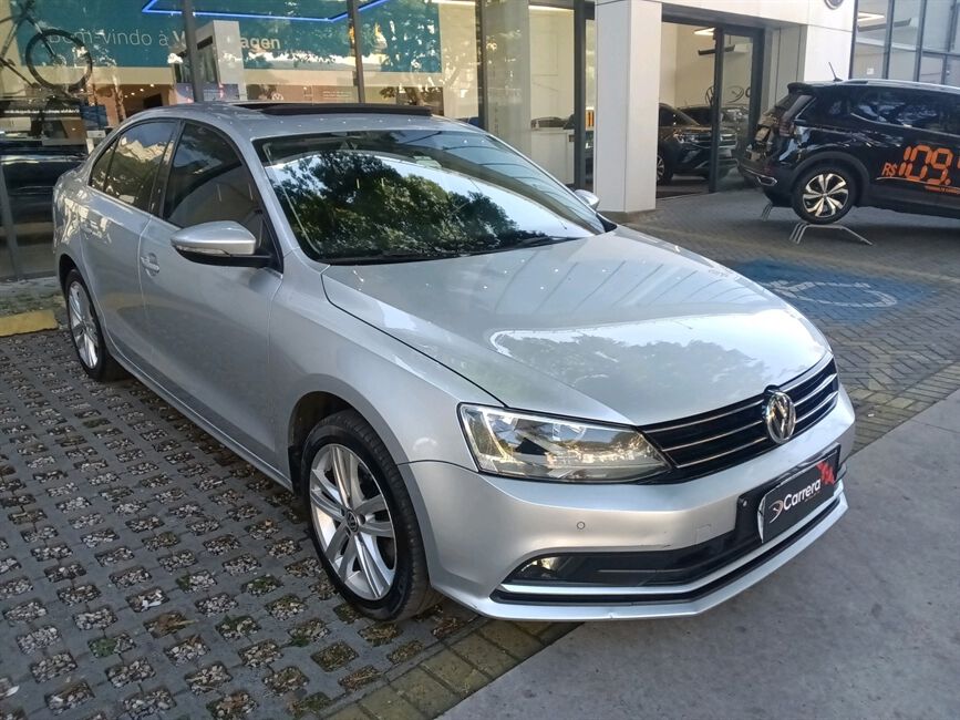 JETTA 2.0 TSI HIGHLINE 211CV GASOLINA 4P TIPTRONIC