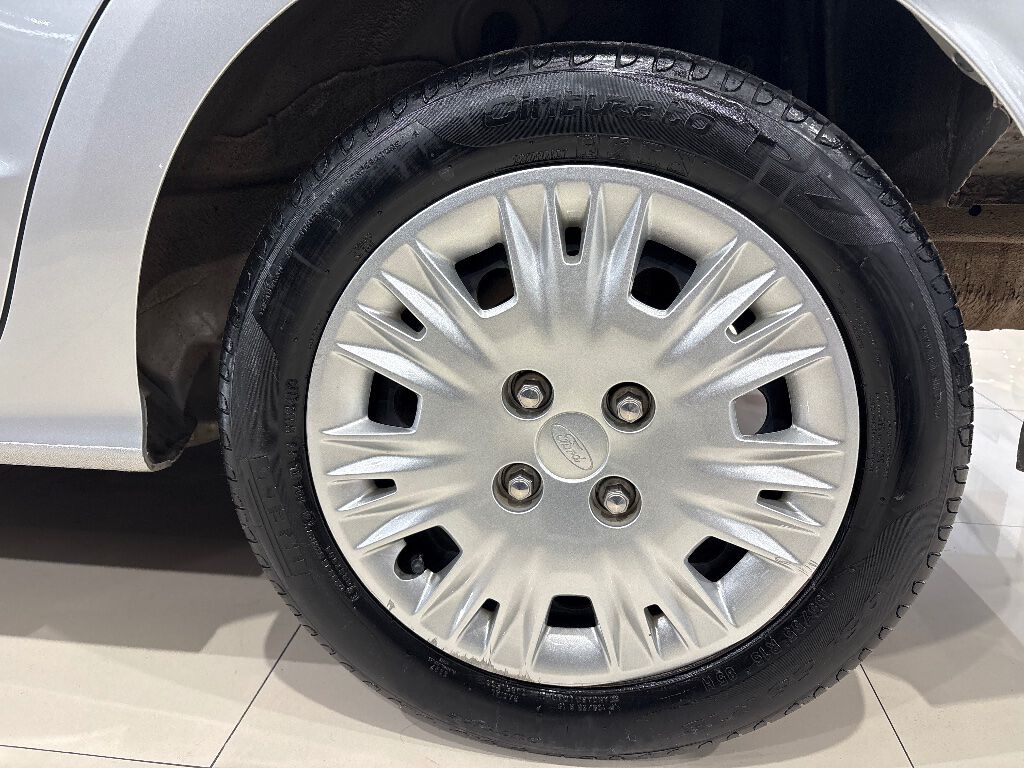 KA 1.5 TI-VCT FLEX SE PLUS SEDAN MANUAL
