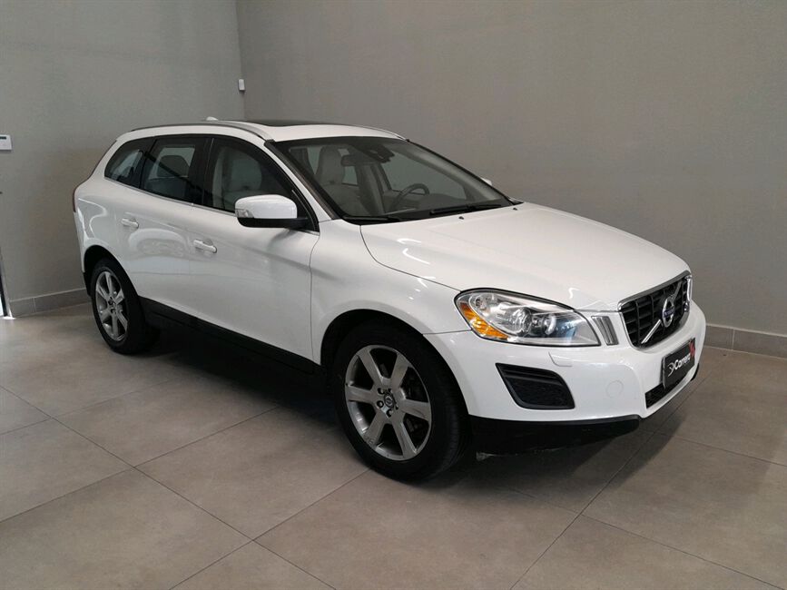 XC60 3.0 T6 TOP AWD TURBO GASOLINA 4P AUTOMATICO