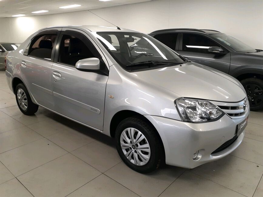 ETIOS 1.5 XS SEDAN 16V FLEX 4P MANUAL