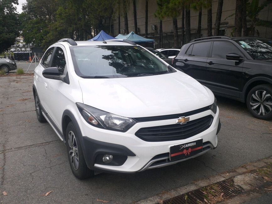 ONIX 1.4 MPFI ACTIV 8V FLEX 4P AUTOMATICO