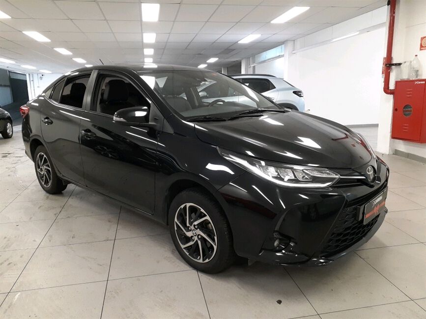 YARIS 1.5 16V FLEX XLS CONNECT MULTIDRIVE