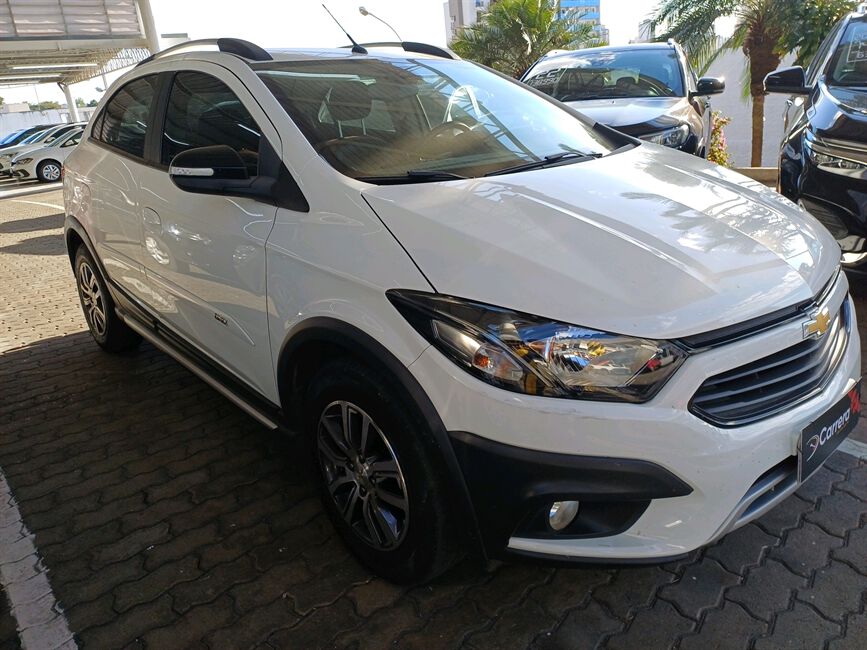 ONIX 1.4 MPFI ACTIV 8V FLEX 4P AUTOMATICO