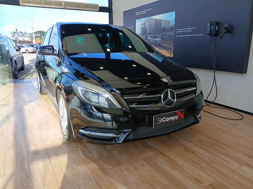 B 200 1.6 TURBO GASOLINA 4P AUTOMATICO