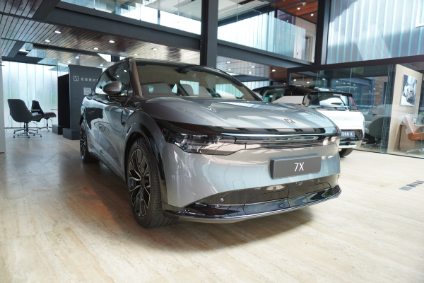 ZEEKR 7X