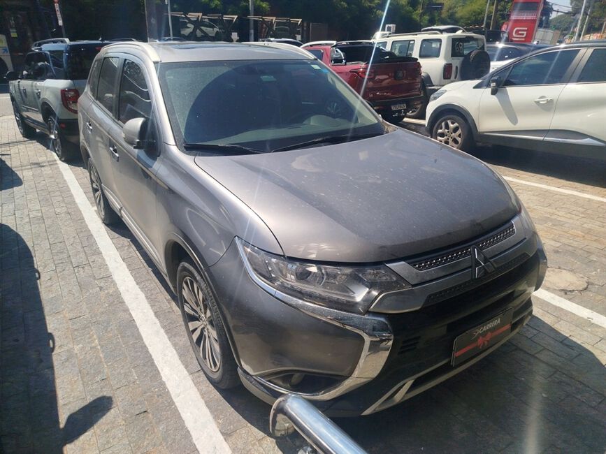 OUTLANDER 2.0 HPE AUTOMÁTICO