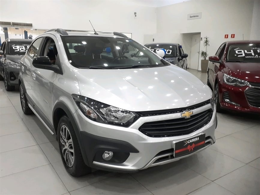 ONIX 1.4 MPFI ACTIV 8V FLEX 4P AUTOMATICO