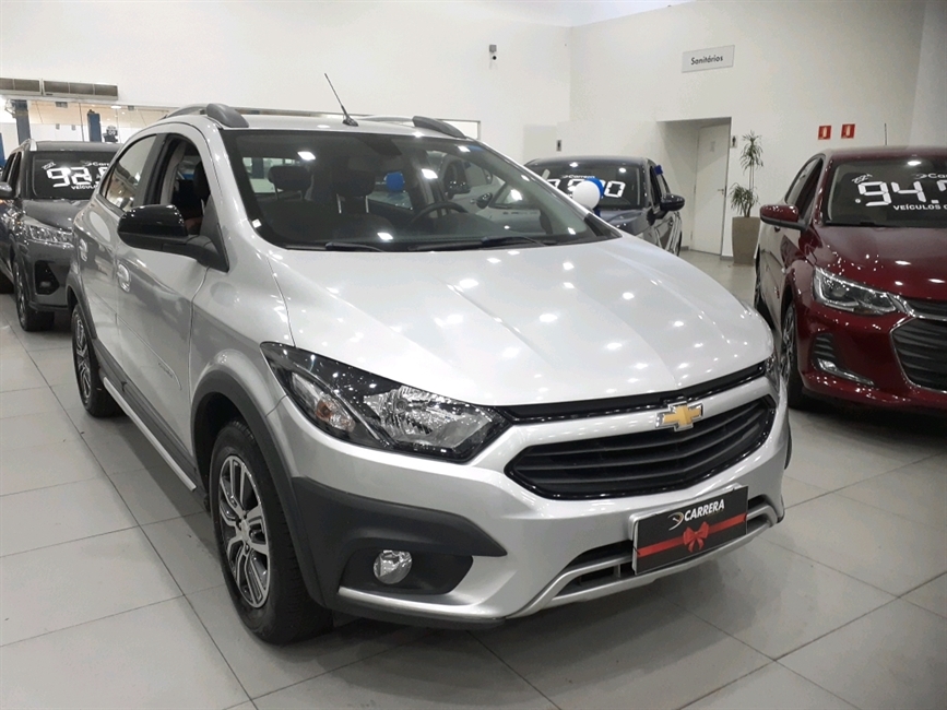 ONIX 1.4 MPFI ACTIV 8V FLEX 4P AUTOMATICO