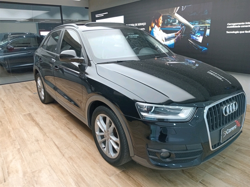 Q3 2.0 TFSI AMBIENTE QUATTRO 4P GASOLINA S TRONIC