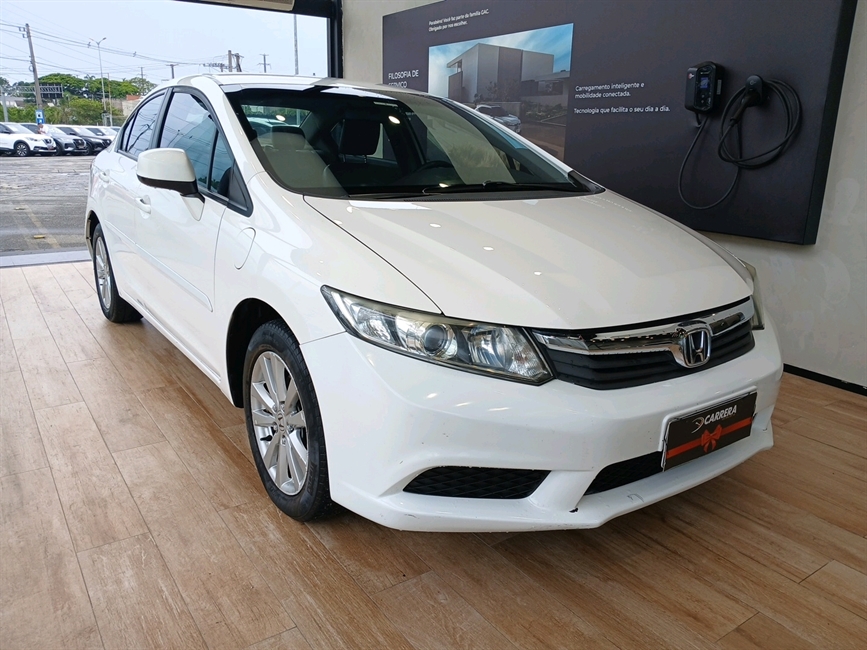 CIVIC 1.8 LXS 16V FLEX 4P AUTOMATICO