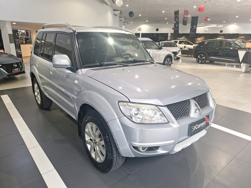 PAJERO TR4 2.0 4X2 16V 140CV FLEX 4P AUTOMATICO