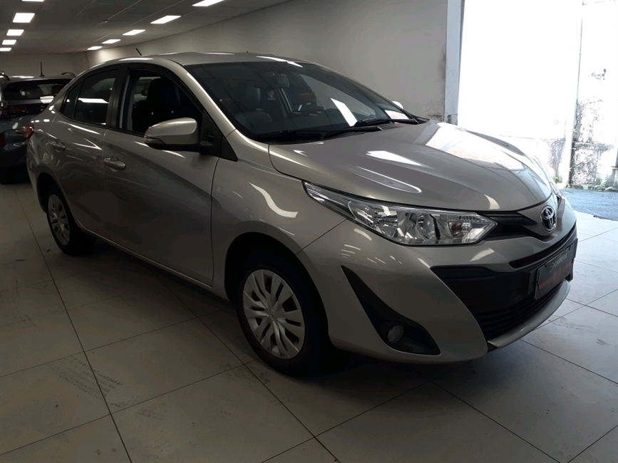 YARIS 1.5 16V FLEX SEDAN XL MULTIDRIVE