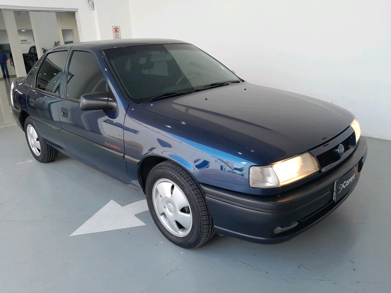 VECTRA 2.0 MPFI GLS 8V GASOLINA 4P MANUAL