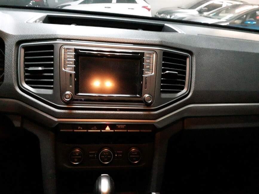AMAROK 3.0 V6 TDI HIGHLINE CD DIESEL 4MOTION AUTOM