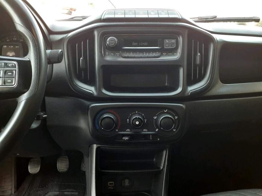 STRADA 1.3 FIREFLY FLEX FREEDOM CS MANUAL