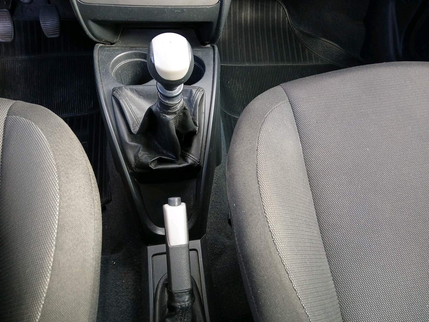 IDEA 1.4 MPI ATTRACTIVE 8V FLEX 4P MANUAL