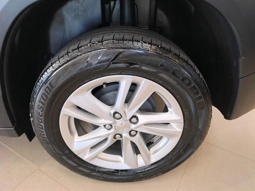 TRACKER 1.0 TURBO FLEX LT AUTOMATICO