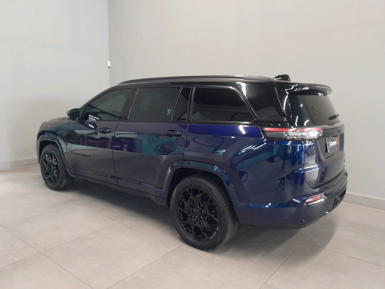 COMMANDER 1.3 T270 TURBO FLEX OVERLAND AT6