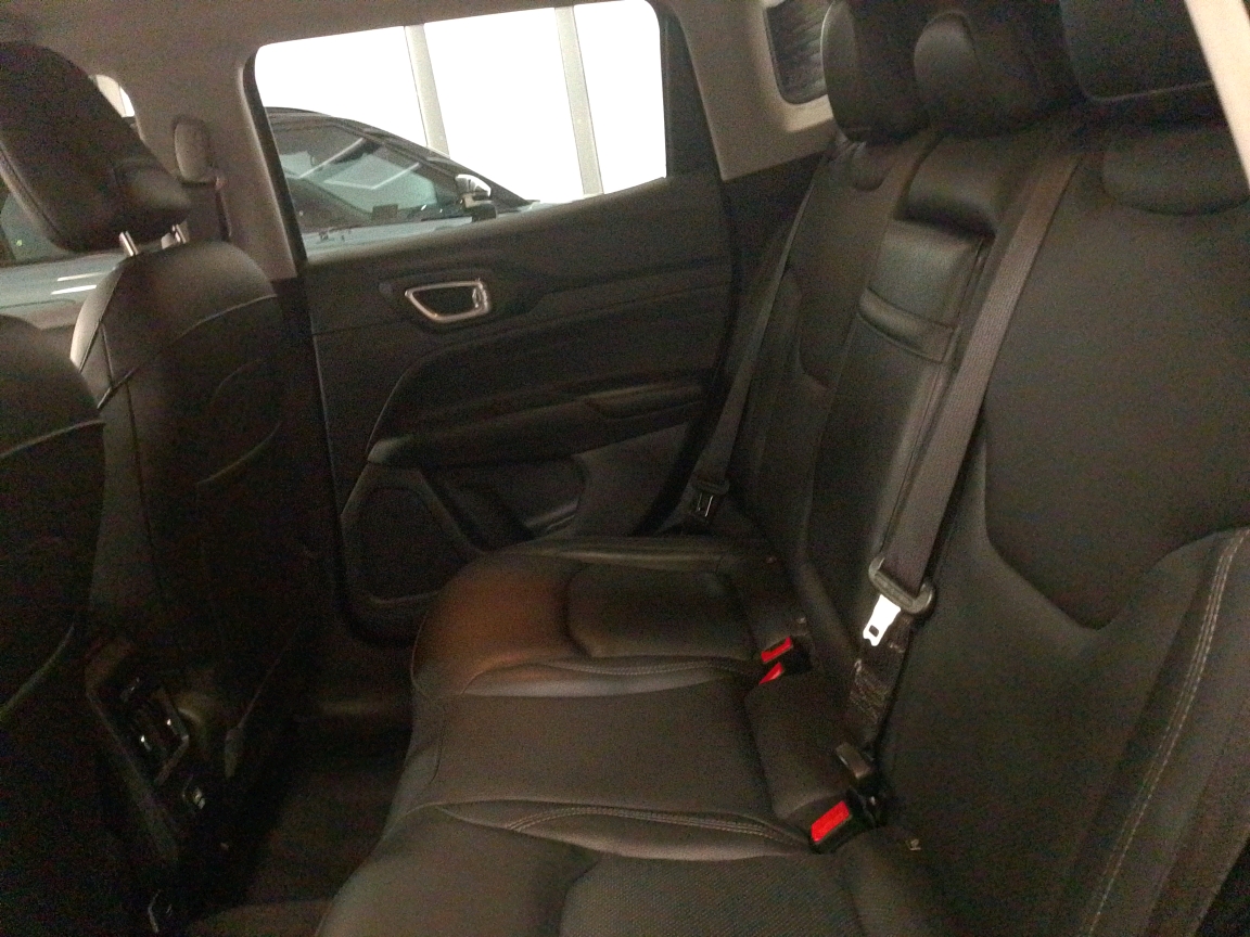 COMPASS 1.3 T270 TURBO FLEX LONGITUDE AT6