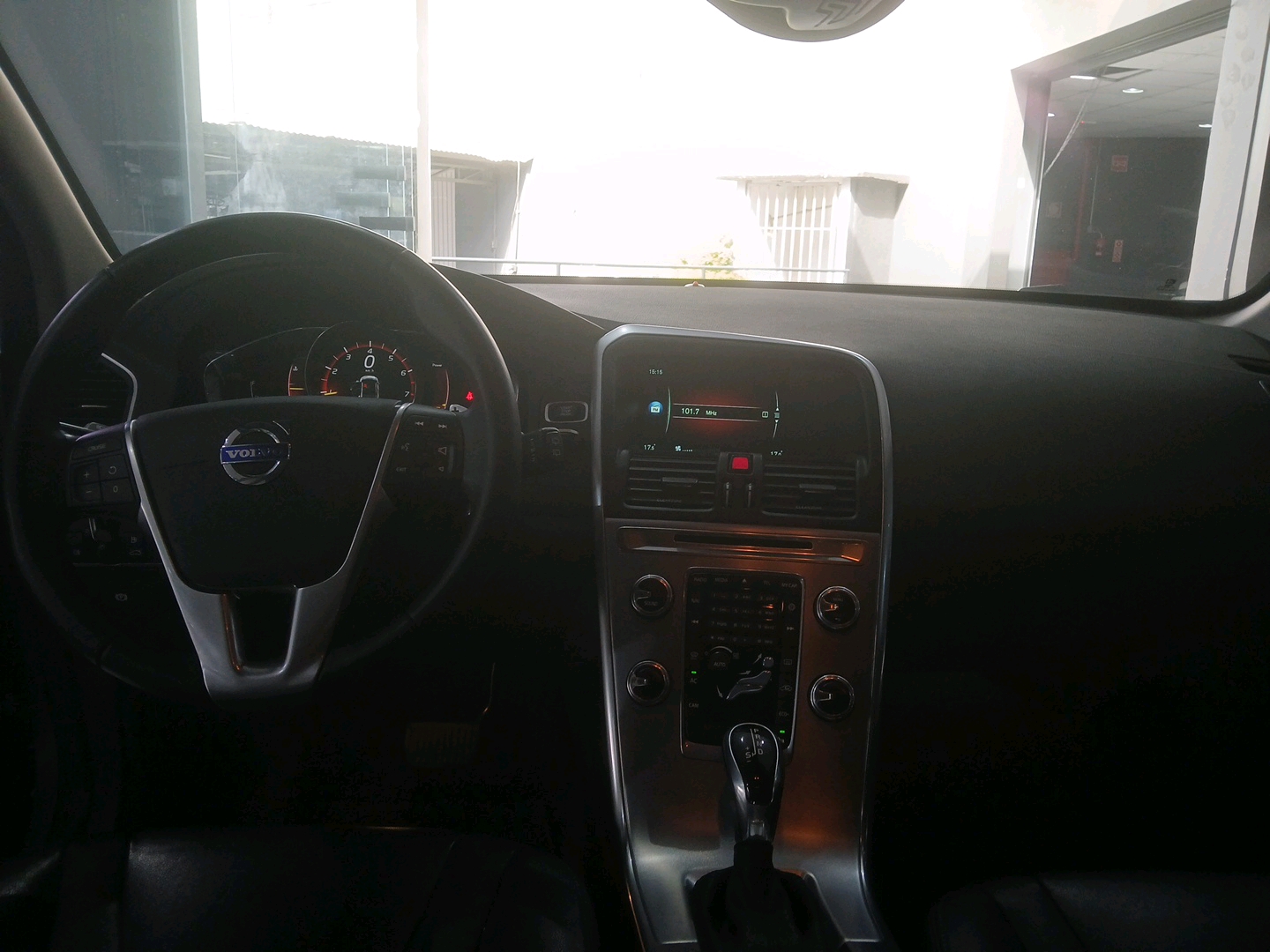 XC60 2.0 T5 KINETIC GASOLINA 4P AUTOMATICO