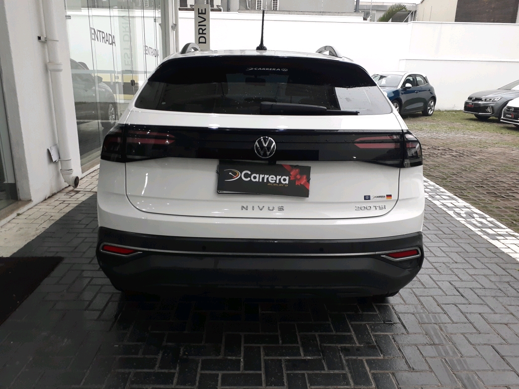 NIVUS 1.0 200 TSI TOTAL FLEX COMFORTLINE AUTOMÁTIC