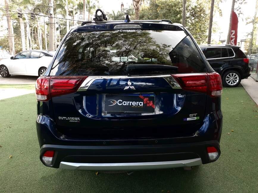 OUTLANDER 3.0 GT 4X4 V6 24V GASOLINA 4P AUTOMATICO