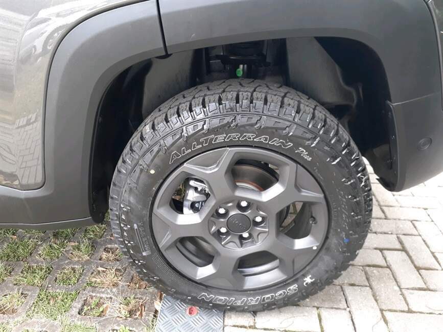 RENEGADE 1.3 T270 TURBO FLEX WILLYS 4X4 AT9