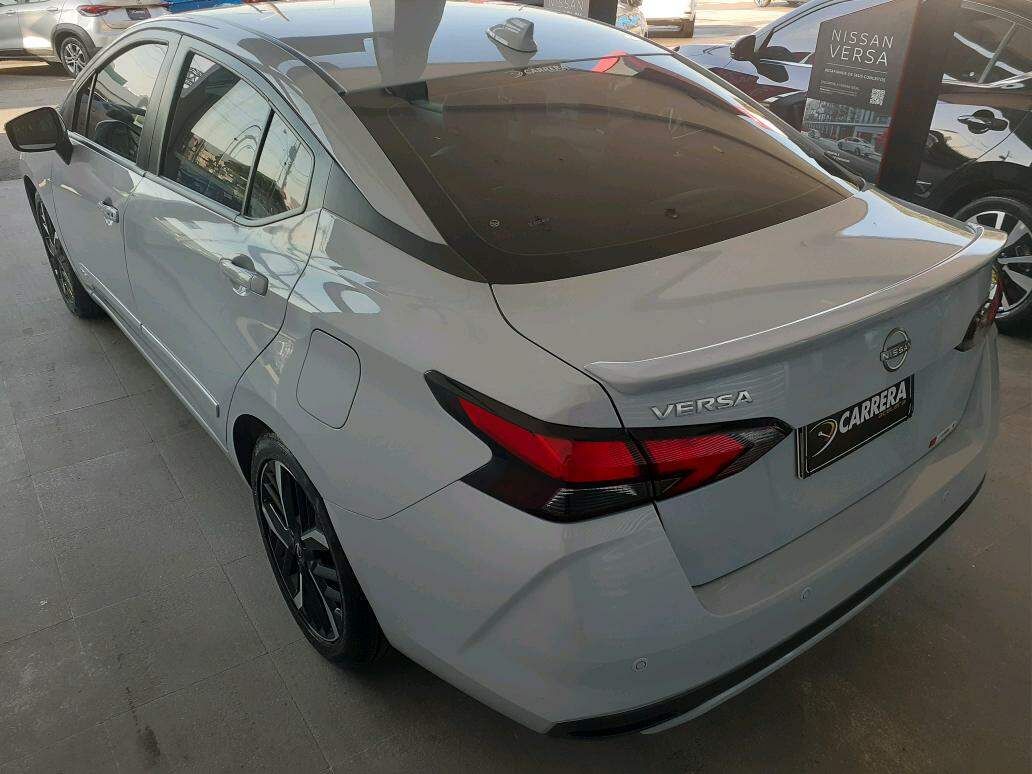 NOVO VERSA 1.6 EXCLUSIVE CVT