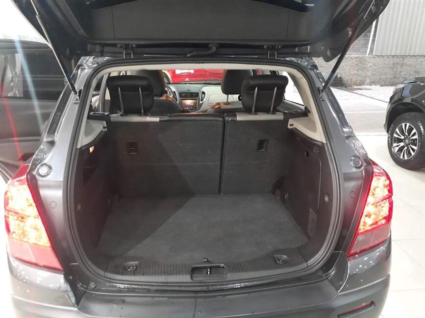 TRACKER 1.8 MPFI LTZ 4X2 16V FLEX 4P AUTOMATICO