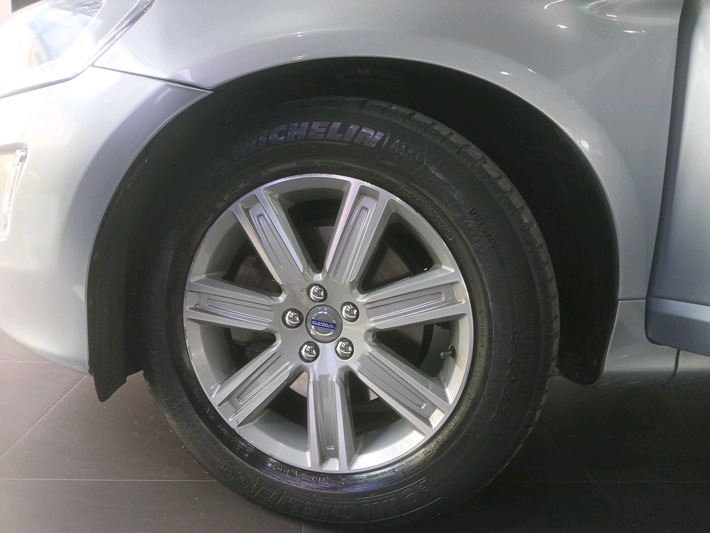 XC60 2.0 T5 KINETIC GASOLINA 4P AUTOMATICO