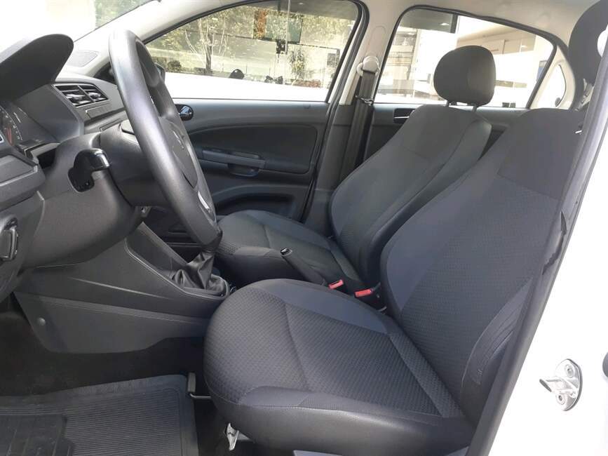 VOYAGE 1.0 12V MPI TOTALFLEX 4P MANUAL