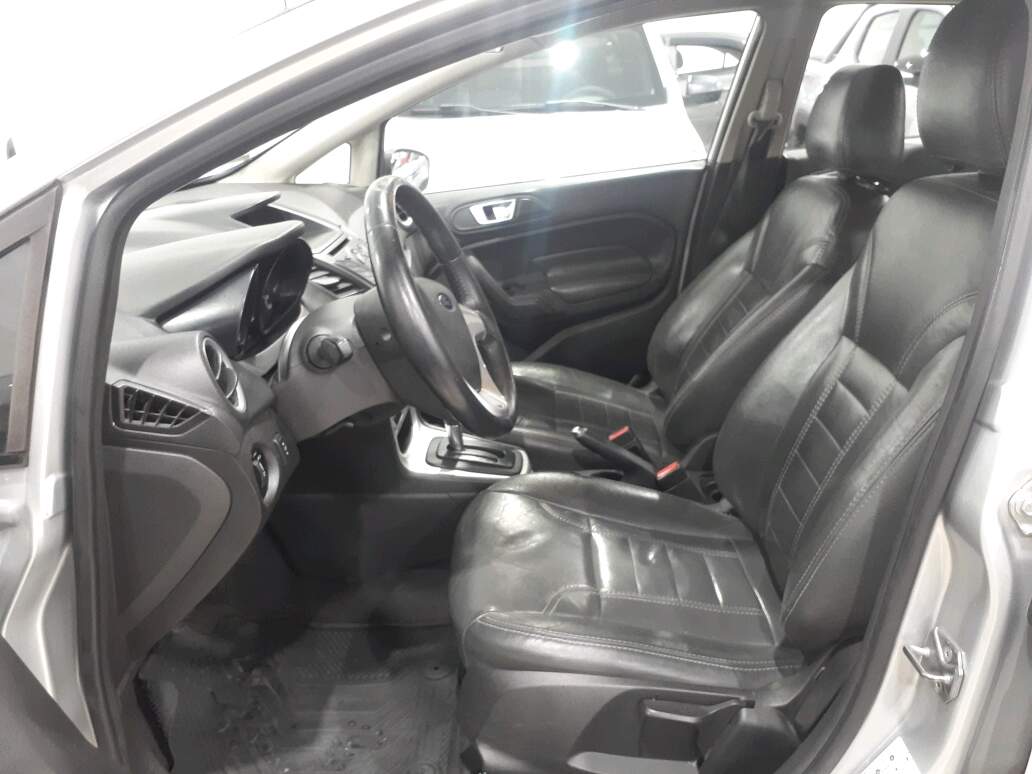FIESTA 1.6 SE SEDAN 16V FLEX 4P POWERSHIFT