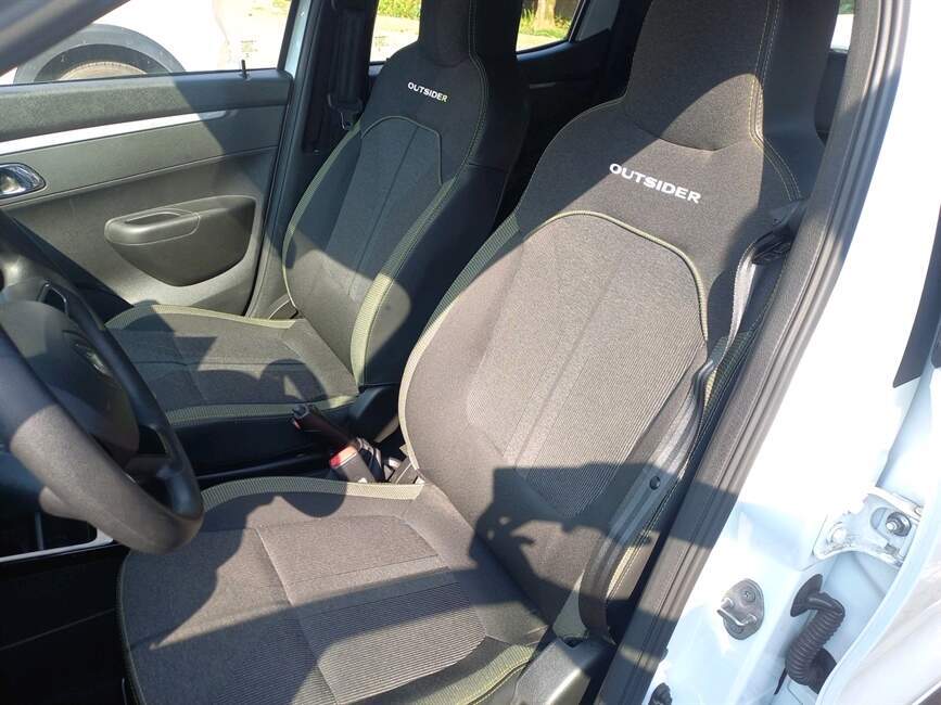 KWID 1.0 12V SCE FLEX OUTSIDER MANUAL
