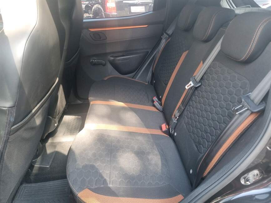 KWID 1.0 12V SCE FLEX OUTSIDER MANUAL