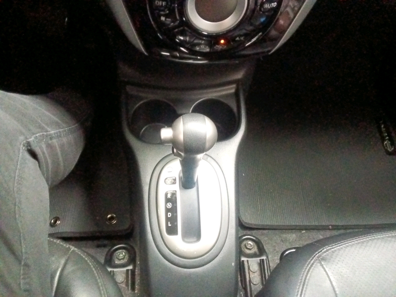 VERSA 1.6 16V FLEXSTART SL 4P XTRONIC
