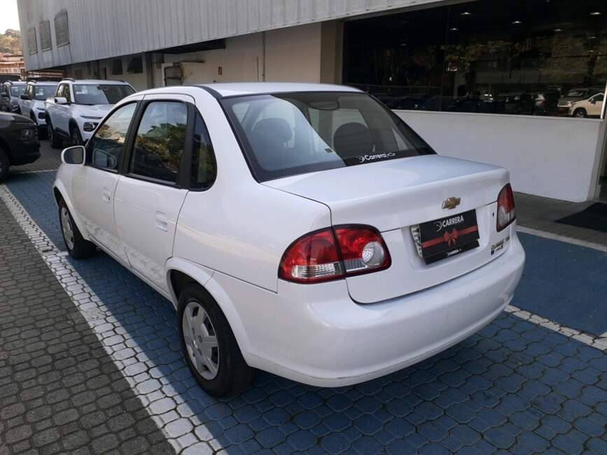 CLASSIC 1.0 MPFI LS 8V FLEX 4P MANUAL