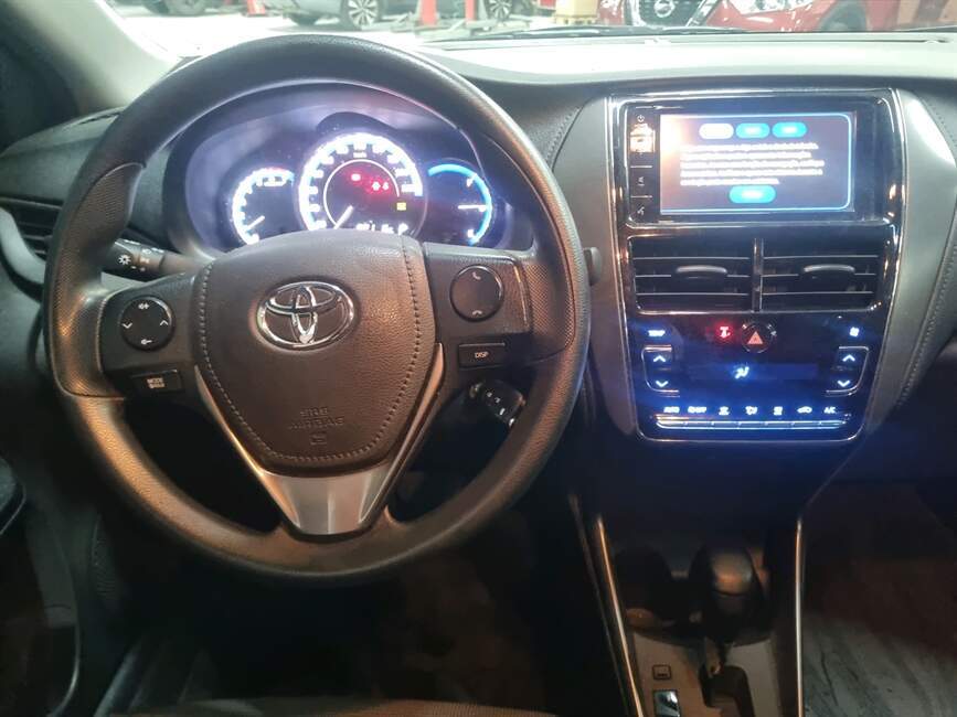 YARIS 1.5 16V FLEX SEDAN XL MULTIDRIVE