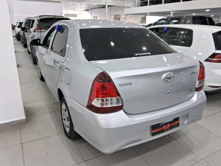 ETIOS 1.5 X SEDAN 16V FLEX 4P MANUAL