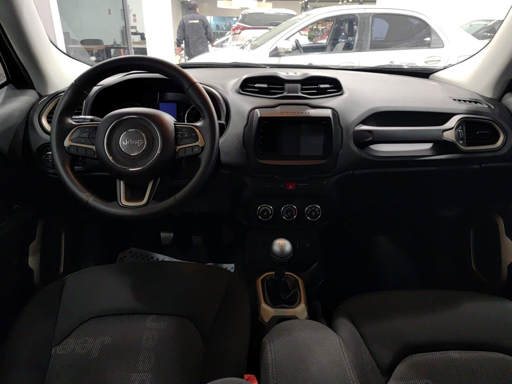 RENEGADE 1.8 16V FLEX SPORT 4P MANUAL