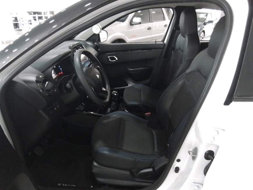 KWID 1.0 12V SCE FLEX INTENSE MANUAL