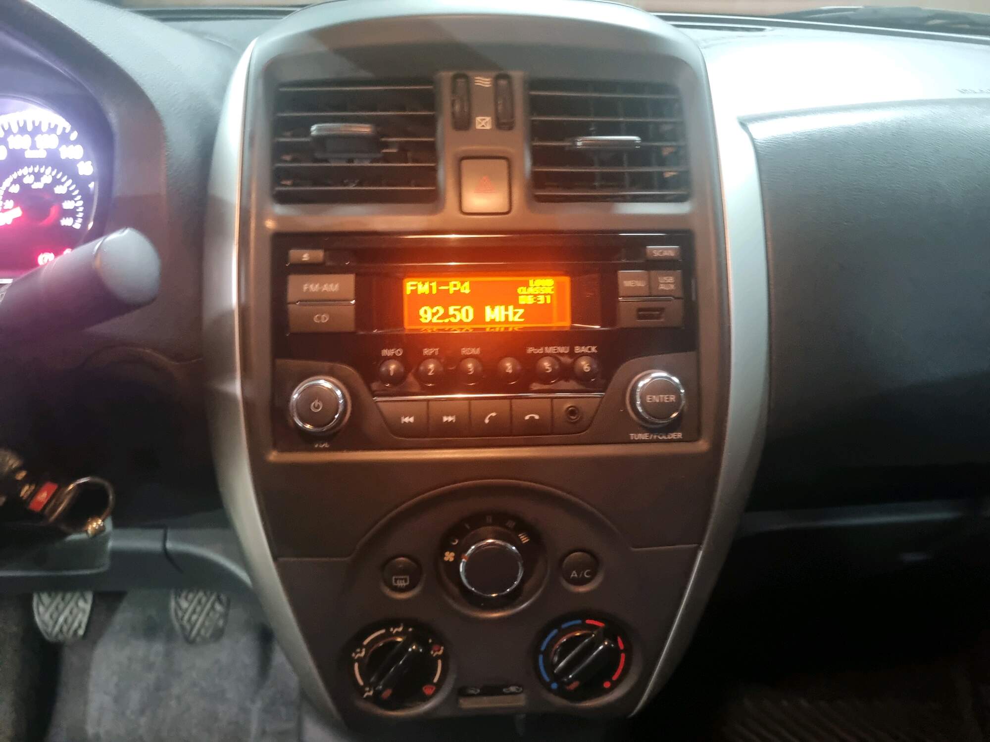 VERSA 1.6 16V FLEX SL 4P MANUAL