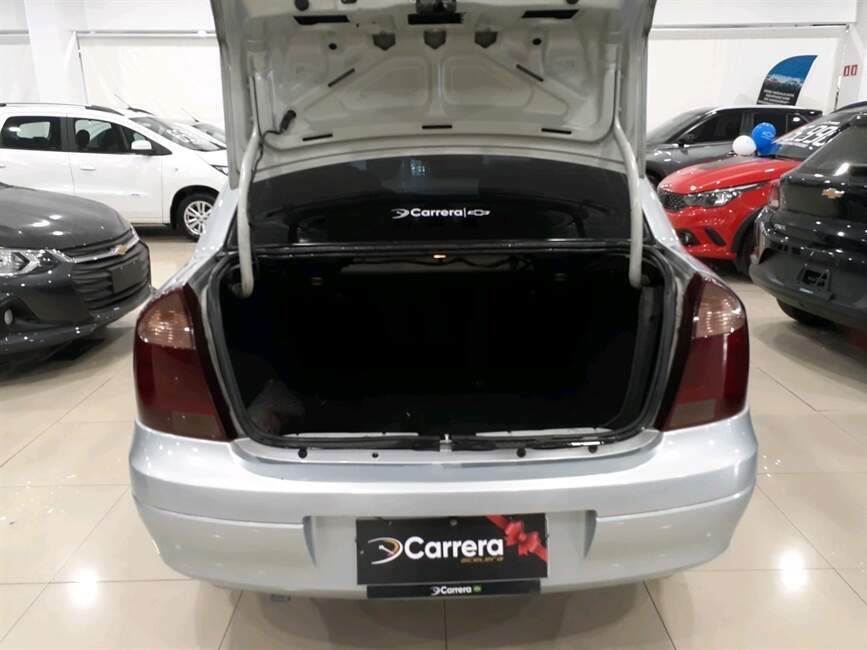 CORSA 1.4 MPFI PREMIUM SEDAN 8V FLEX 4P MANUAL