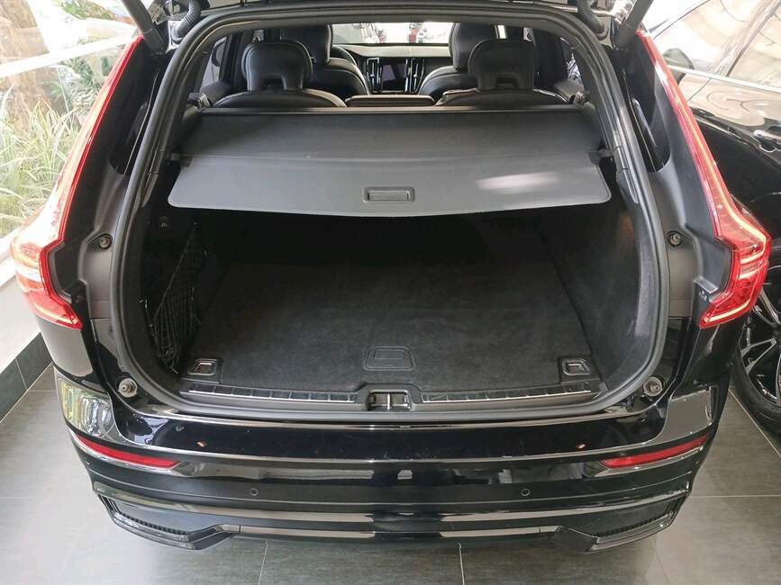 XC60 2.0 T8 RECHARGE R-DESIGN AWD GEARTRONIC