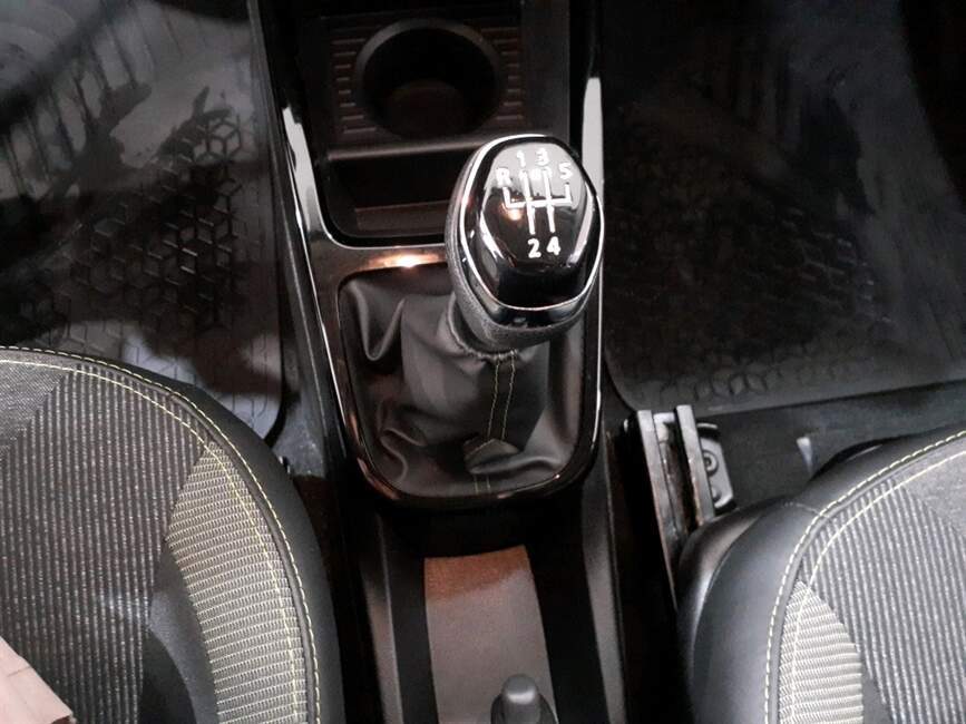 KWID 1.0 12V SCE FLEX OUTSIDER MANUAL