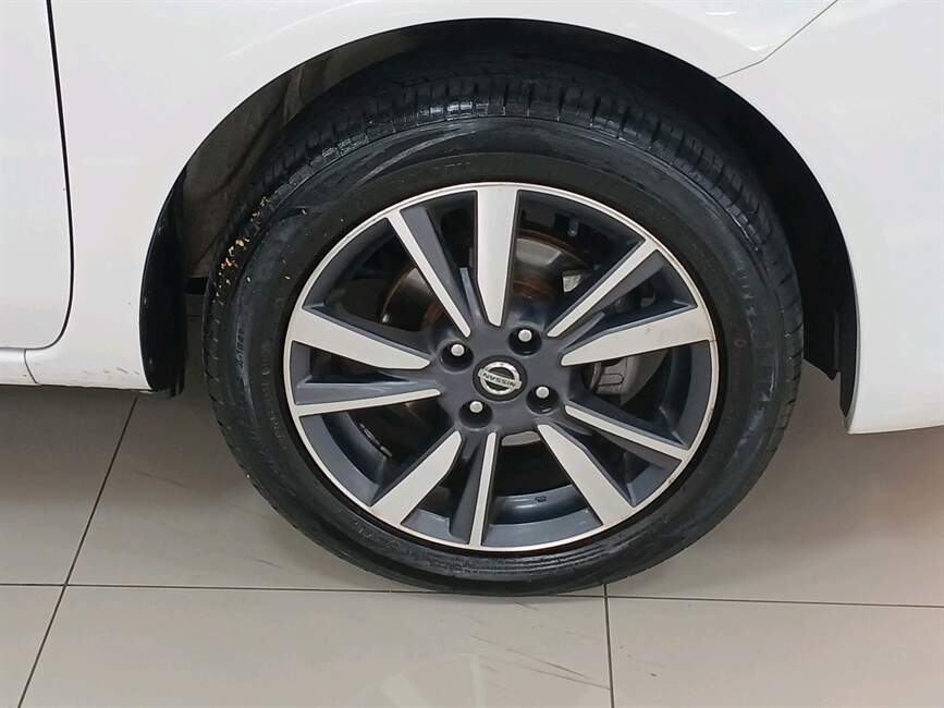 VERSA 1.6 16V FLEX SL 4P XTRONIC