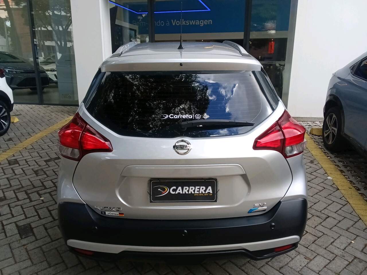 KICKS 1.6 16V FLEX SV 4P XTRONIC